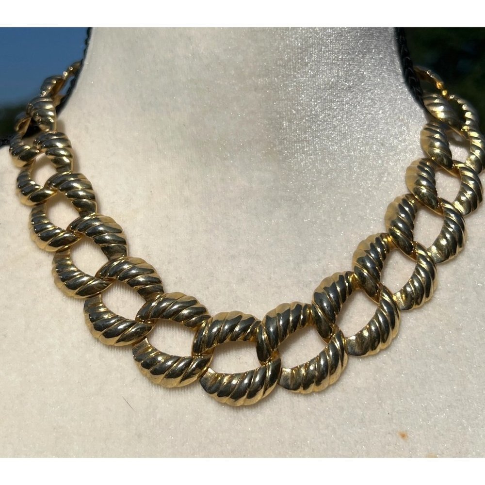 Large Link Goldtone Necklace -- 18